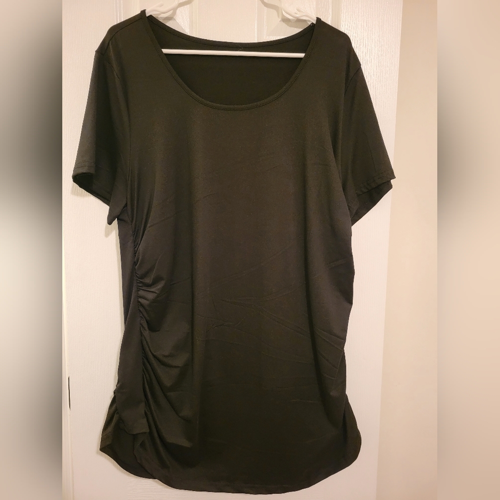 SHEIN Black Short Sleeve Tee